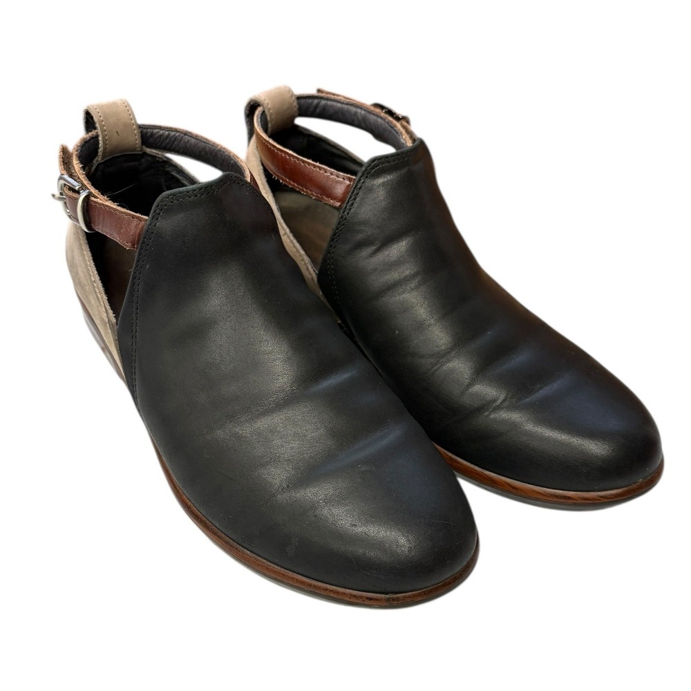 Naot Kamsin Women's Two Tone Leather Ankle Strap‎ Cutout Booties Size 38